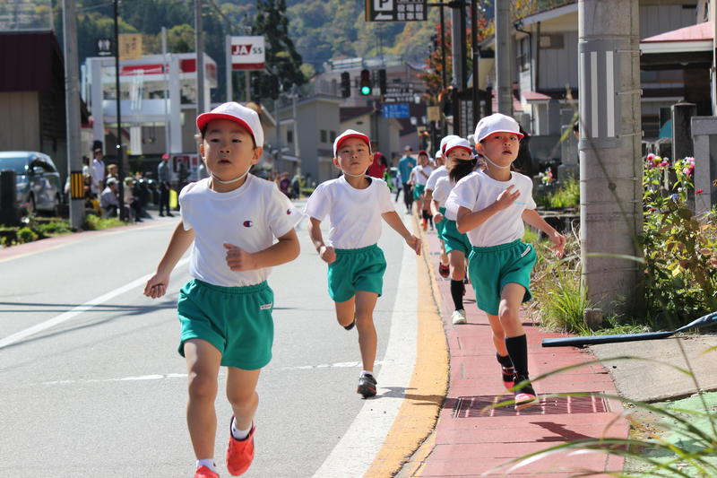 小学校1・2年生　　１０００ｍ